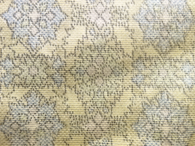  華紋模様織り出し西陣お召着物